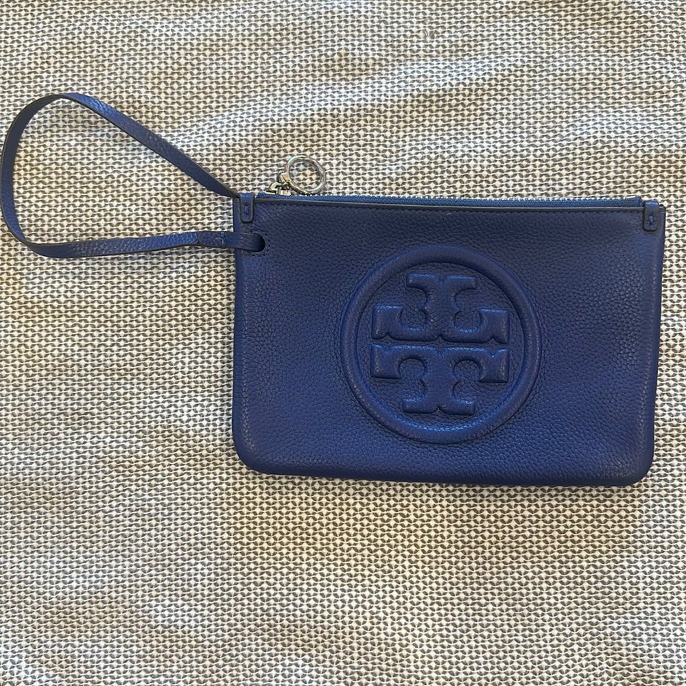 Tory Burch Perry Leather Wristlet